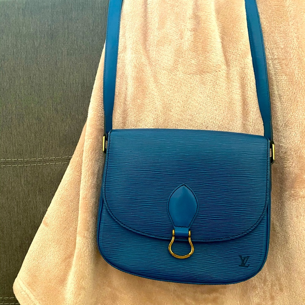 Vintage Louis Vuitton Saint Cloud GM - Epi Leather